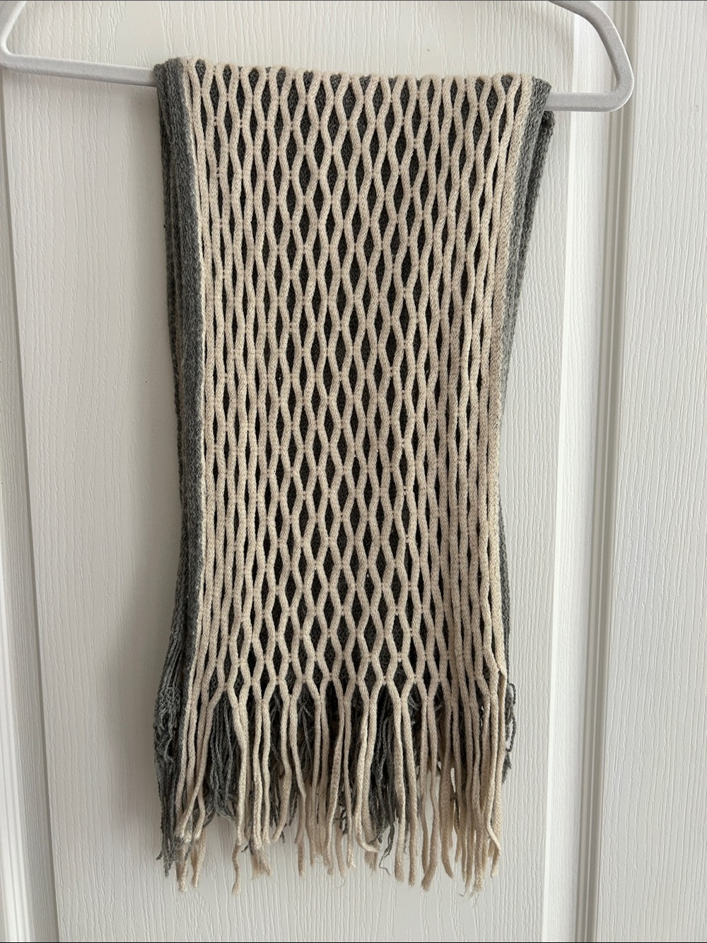 Open-Knit Fringe Scarf in Gray and Cream